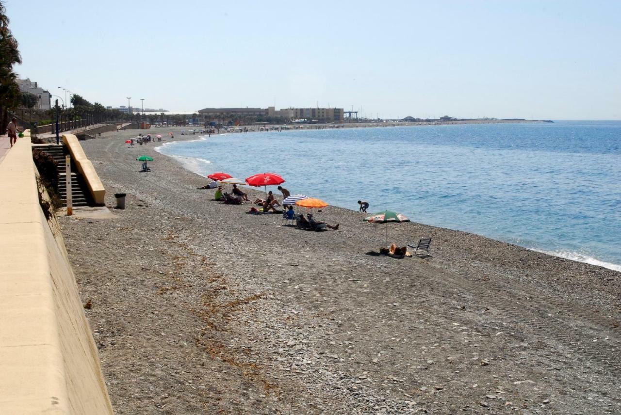 הוילה אדרה Casa Playa De Guainos מראה חיצוני תמונה
